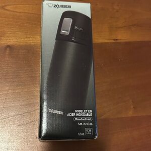 NEW Zojirushi Stainless Mug Thermos 12 oz - black